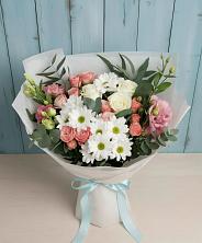 Букет цветов из:  Розы, Лизиантусы и Хризантемы в Умёте
