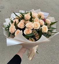 Букет Кремовые розы Латте в Умёте