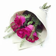 Букет цветов из:  Розы в Умёте