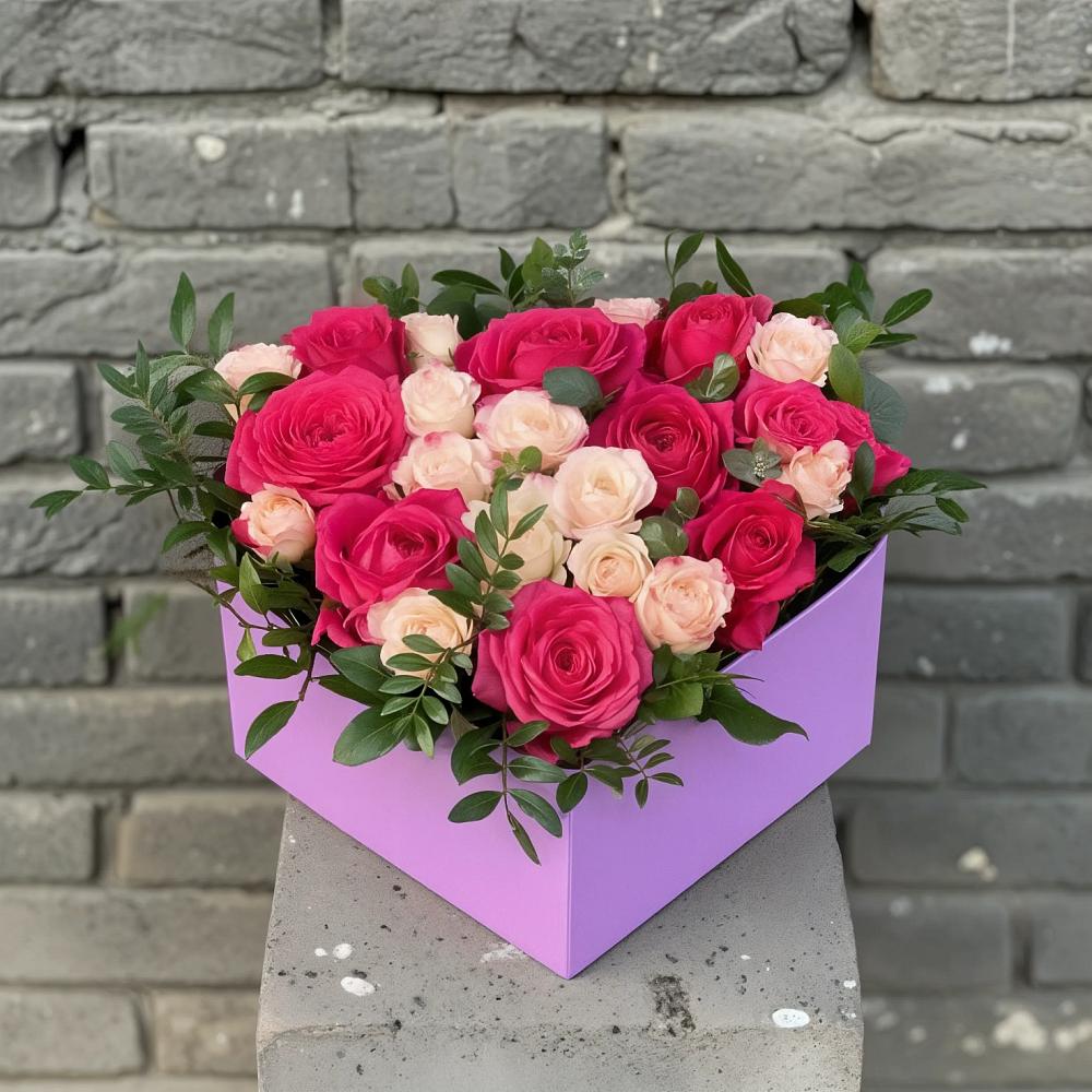 Цветочная композиция из Розы в коробке в Умёте