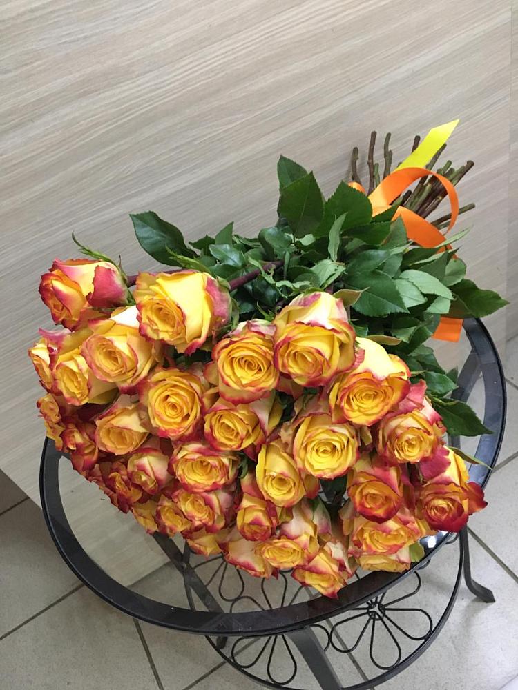 Букет Желтые розы в Умёте