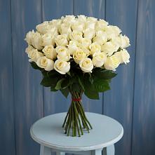 Букет 51 Белая роза Эдлесс Лав в Умёте