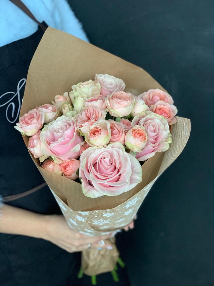 Букет цветов из: Хризантемы и Розы в Умёте