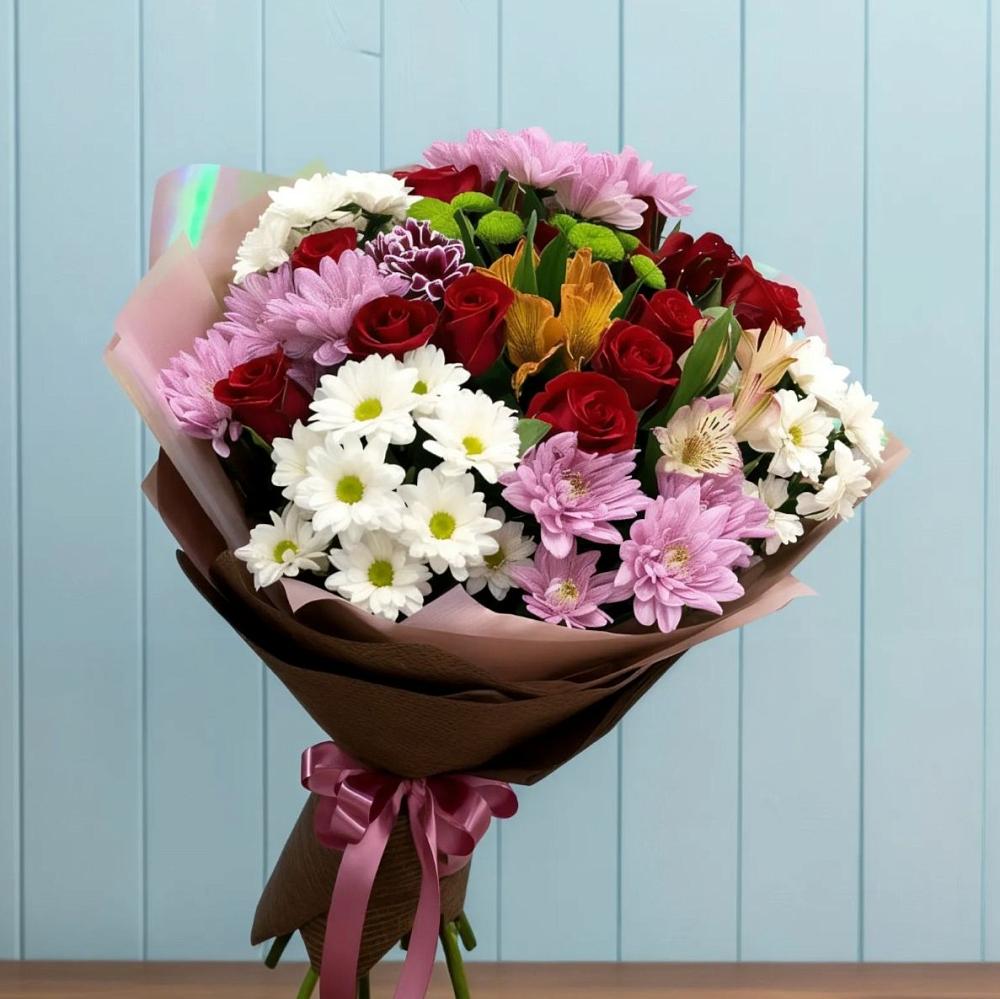 Букет цветов из: Розы, Хризантемы и Альстромерии в Умёте