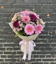 Букет цветов из:  Герберы и Хризантемы в Умёте